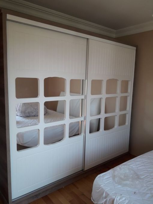  Atakent Mahallesi, site yaşamının yoğun olduğu ve taşınma oranının yüksek olduğu bir bölgedir. 1. Bölge, 2. Bölge ve 3. Bölge olarak bilinen kısımlarda hem yeni mobilya montajı hem de mevcut dolap ve ünitelerin tamir ihtiyacı sıkça görülmektedir.  Yeni ev kuranlar için montaj, mevcut evlerde ise tamir ve bakım hizmetleri büyük önem taşır.