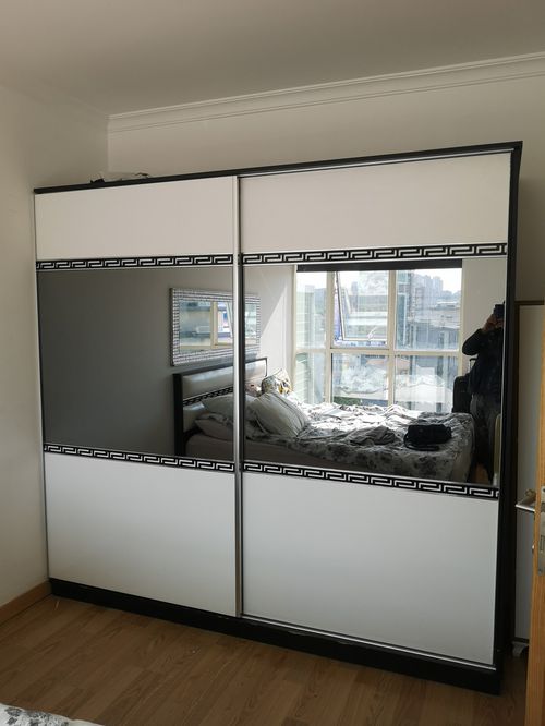  Başakşehir, İstanbul’un en planlı büyüyen, geniş siteleri ve modern konut projeleriyle bilinen prestijli bir bölgesi. Buradaki müşteriler genellikle kaliteye, titiz işçiliğe ve randevu sadakatine çok önem verir. Bu yüzden İlke Mobilya montaj ve tamir firması olarak bir telefon kadar yakınız.