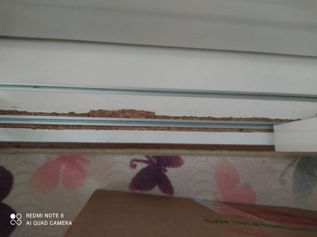  Güvercintepe Mahallesi’ndeki evlerde kullanılan mobilyalar zamanla aşınabilir, kapaklar sarkabilir veya raylar bozulabilir. İlke Mobilya olarak, işlevini yitirmiş mobilyalarınızı çöpe atmak yerine onları yeniden kullanılabilir hale getiriyoruz.  Dolap Kapağı ve Menteşe Tamiri: Sarkan mutfak dolabı kapakları veya kapanmayan gardırop kapakları için menteşe değişimi ve hassas ayar hizmeti veriyoruz.