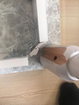  Mobilyalarınızın bozulması veya parçalarının yıpranması durumunda hemen yenisini almayı düşünmeyin. İlke Mobilya, Ziya Gökalp Mahallesi’ndeki yerinde tamir hizmetiyle eşyalarınızı ilk günkü sağlamlığına kavuşturur ve bütçenizi korur.