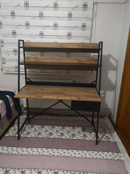  Mobilya montajı, ev veya iş yerinizin düzeni ve kullanım konforu için kritik bir işlemdir. Montaj sırasında yapılacak küçük bir hata, mobilyanızın ömrünü kısaltabilir veya güvenliğini tehlikeye atabilir.   Dolap, gardırop ve mutfak dolabı montajı TV ünitesi, kitaplık ve ofis mobilyası montajı Küçük ve büyük ebatlı mobilyaların söküm ve yeniden montajı