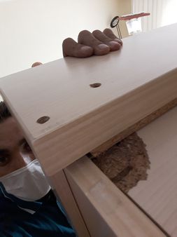  Mobilya kurmak sadece vidaları sıkmak değildir; mobilyanın dengesini kurmak ve ömrünü uzatmaktır. Biz, işimizi bir 