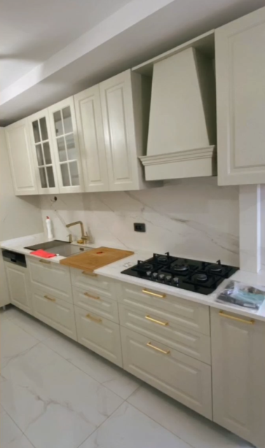  Esenyurt bağlar çeşme mahallesi mutfak dolabı imalatı ve montaj işlemi yapıldı teslim edildi. İletişim: 0532 565 8307