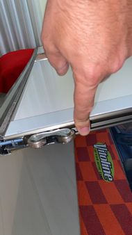  Kapak sarkması, menteşe arızası ve ray problemleri gibi durumlarda yerinde müdahale ederek hızlı çözüm sağlıyoruz. Mevcut mobilyaların kullanım ömrünü uzatarak ekonomik çözümler sunuyoruz.   Menteşe değişimi Teker değişmi Ray değişimi Kapak ayarlaması Kapak ayarı Çekmece ray tamiri Hasarlı parça değişimi