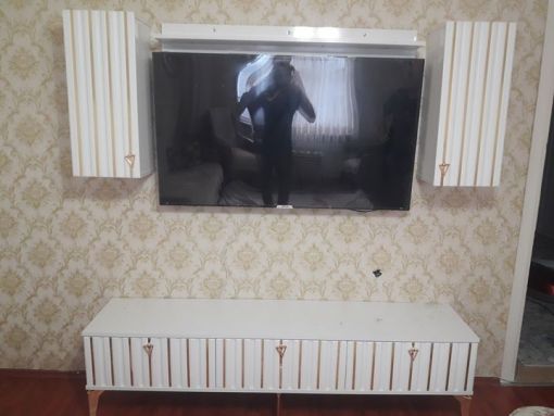  Selahaddin Eyyubi Mahallesi’nde yeni bir ofis kurarken veya evinizi internetten aldığınız modern mobilyalarla yenilerken, montajın hatasız yapılması mobilyanın ömrünü belirleyen en kritik adımdır. Biz, her parçayı profesyonel ekipmanlarla birleştiriyoruz:  Ofis ve İş Yeri Kurulumu: Bölgedeki işletmeler için büyük toplantı masaları, çalışma istasyonları (workstation), dosya dolapları ve banko montajlarını hızlıca gerçekleştiriyoruz.