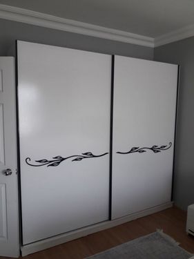  Esenyurt’un dinamik yapısını, yüksek katlı sitelerini ve her geçen gün yenilenen çehresini biliyoruz. İster Akçaburgaz’da yeni bir ofis kuruyor olun, ister Cumhuriyet Mahallesi’ndeki yeni evinize taşının; mobilya montajı ve tamiri konusunda profesyonel bir desteğe ihtiyaç duyduğunuz her an İlke Mobilya yanınızda!