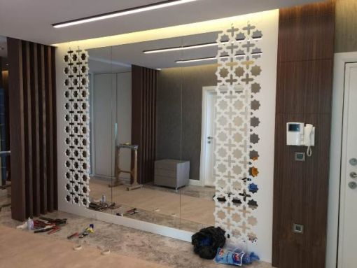  Küçük Alanlar İçin Fonksiyonel Mobilya Çözümleri Küçük metrekareli alanlarda doğru tasarlanmış mobilya büyük fark yaratır. ilkemtm, özellikle küçük mutfaklar ve dar alanlar için alan kazandıran mobilya çözümleri üretir.